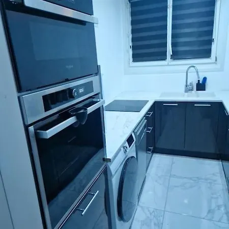 Appartement/apartment/전원주택 15mn From Paris Rer C *